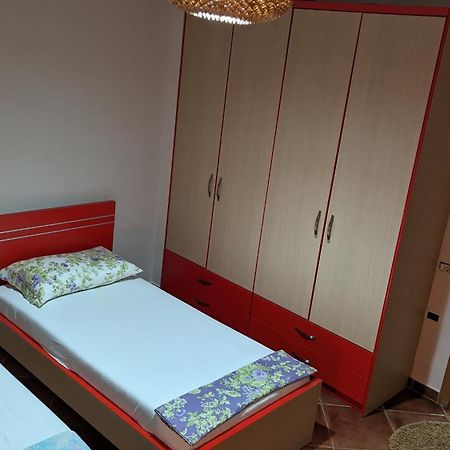 Venus - Cozy Apt With Terrace Vlorë Exteriér fotografie
